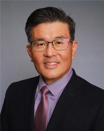 James Chinuk Lee, DPM